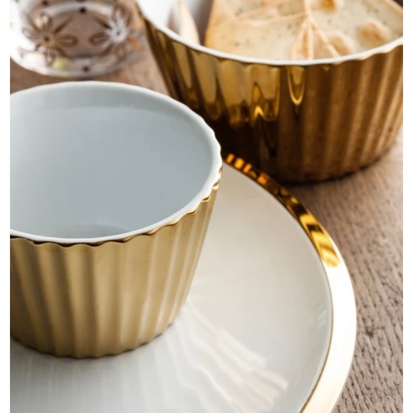 Gold Scalloped Nesting Bowls, (set of 2) by Doré - Picture 1 of 5